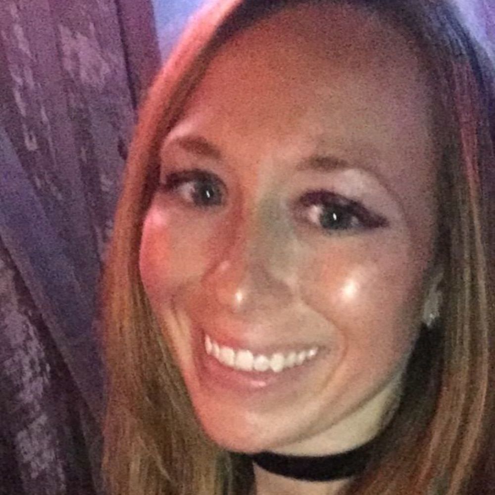 Meet your Posher, Caroline
